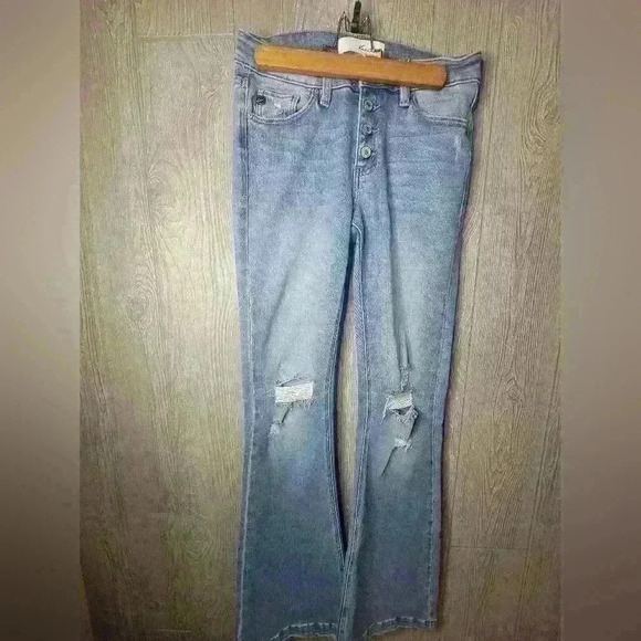 Kancan flare jeans with 4 button-down up fly. Size 5/26 - Picture 1 of 7